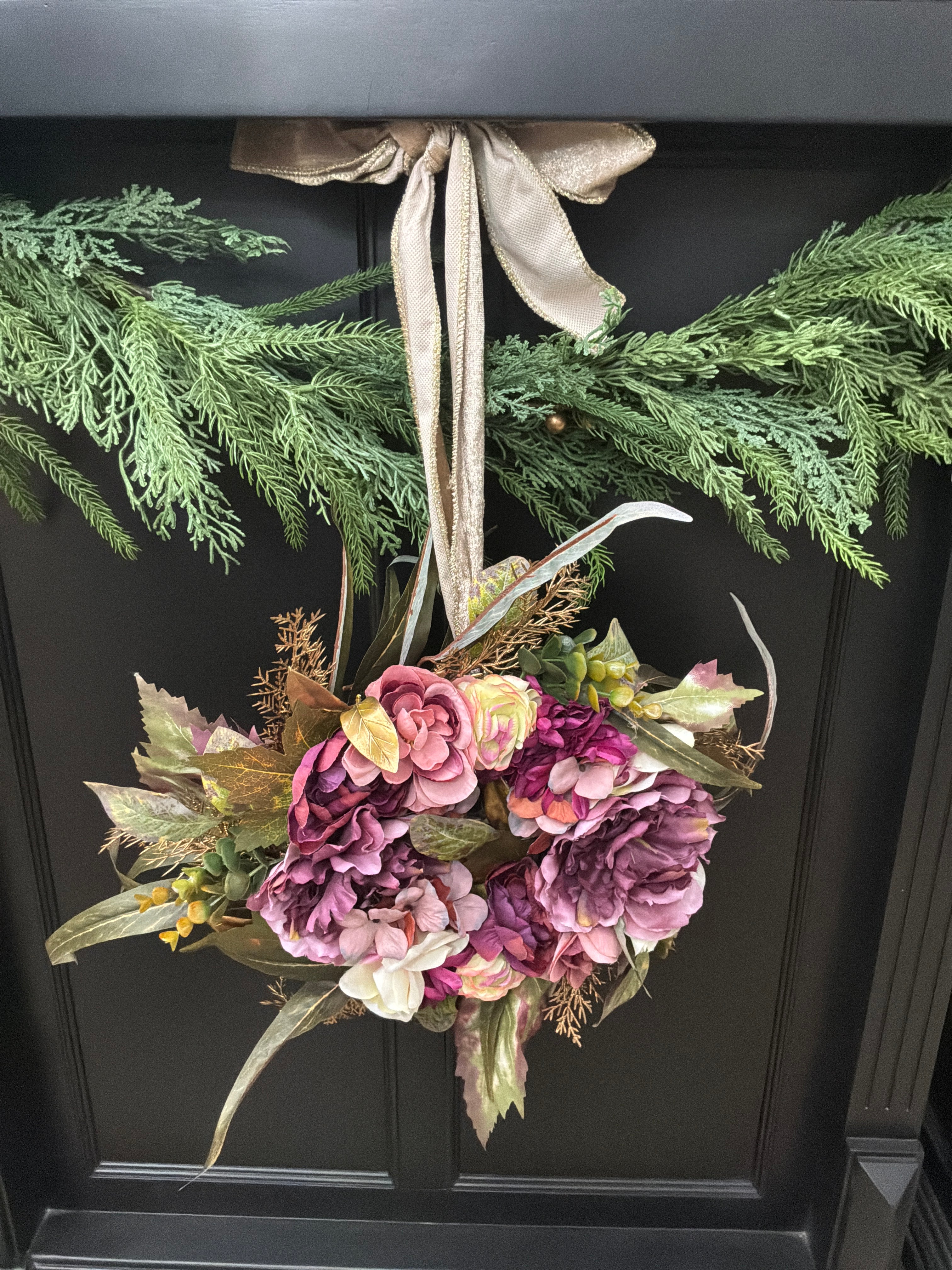 ROSE HANGING WREATH