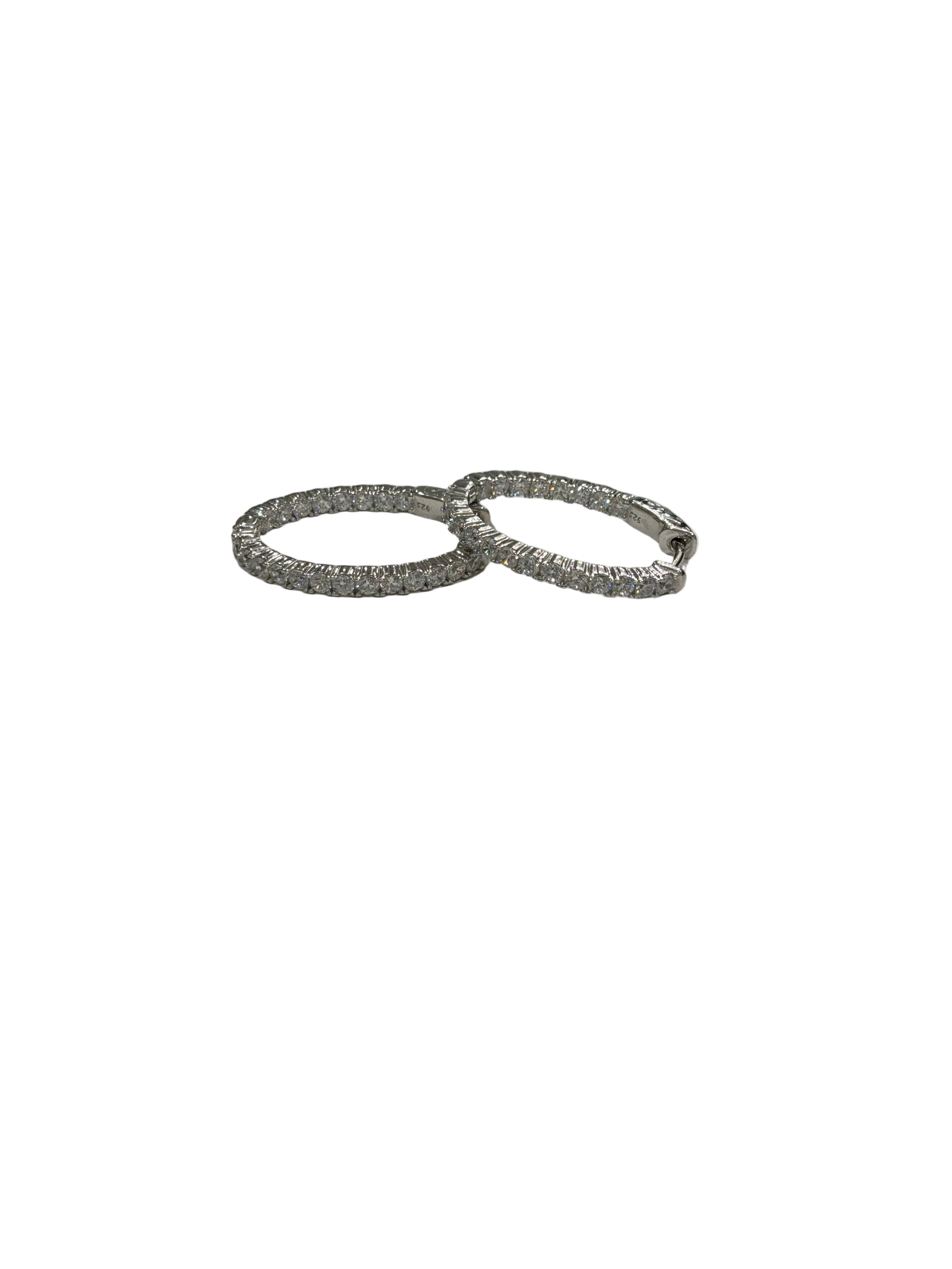 SCHANDRA MED OVAL HOOP STERLING SILVER TOP COAT RHODIUM