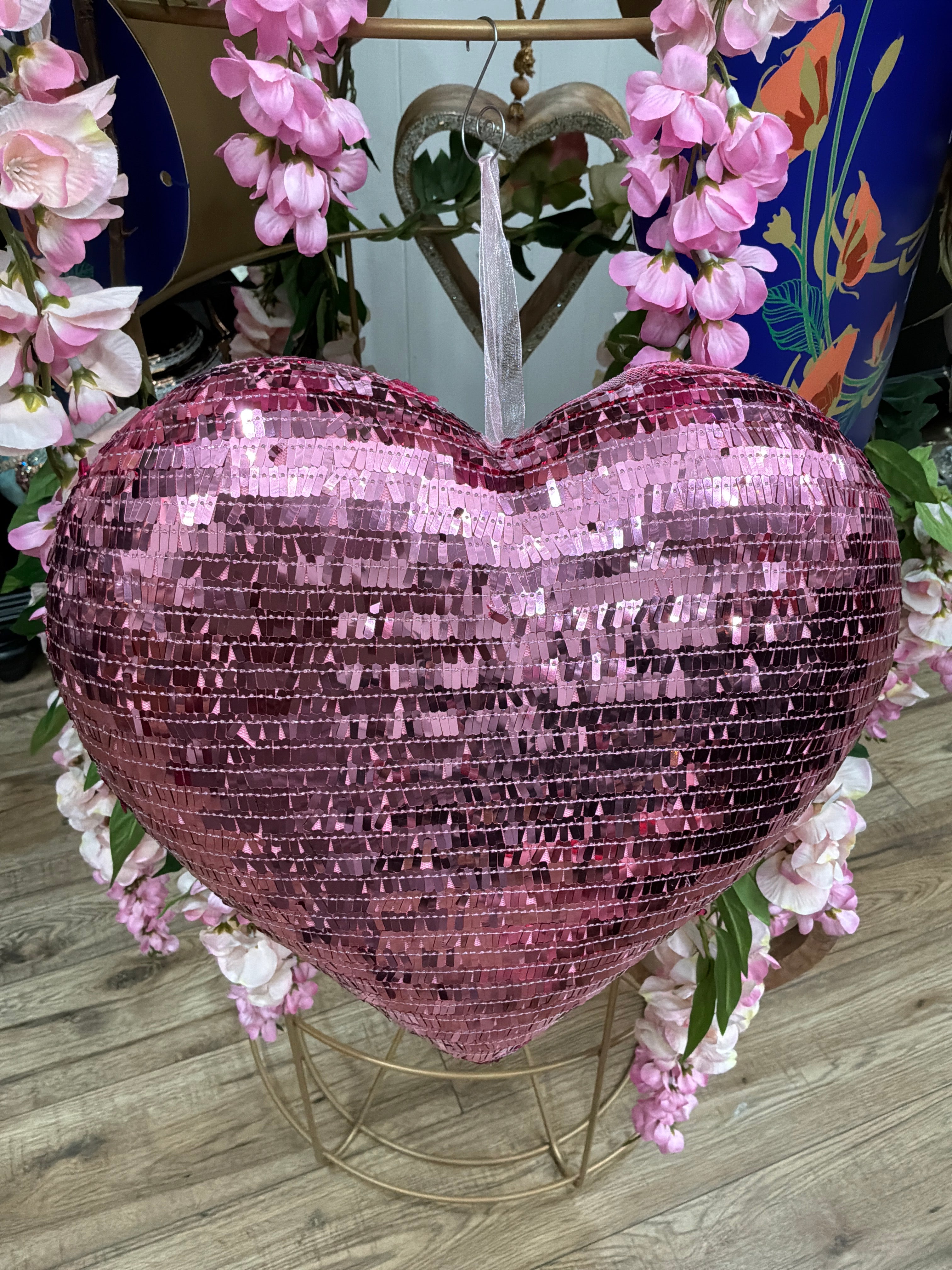VALENTINE PINK HEART DECOR